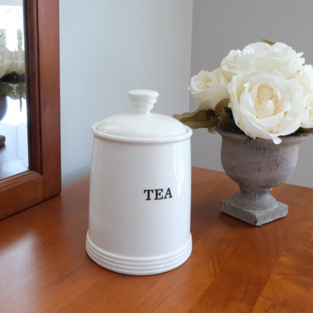 Round Ceramic Loose Leaf Tea Storage Jar